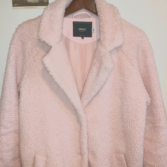 PINK TEDDY COAT - Picture 1 of 4